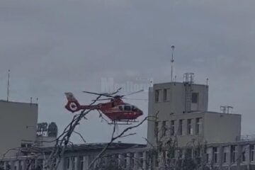 Pacient cu AVC, trimis cu elicopterul SMURD la Suceava, de la Tg. Mureș, pentru extragerea unui cheag de sânge din creier
