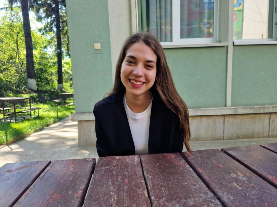 Giulia Chiriac este elevă la Colegiul „Petru Rareș”