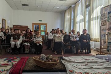 „Despre tradiții... Ia românească – moștenire culturală strămoșească”, la Biblioteca Bucovinei