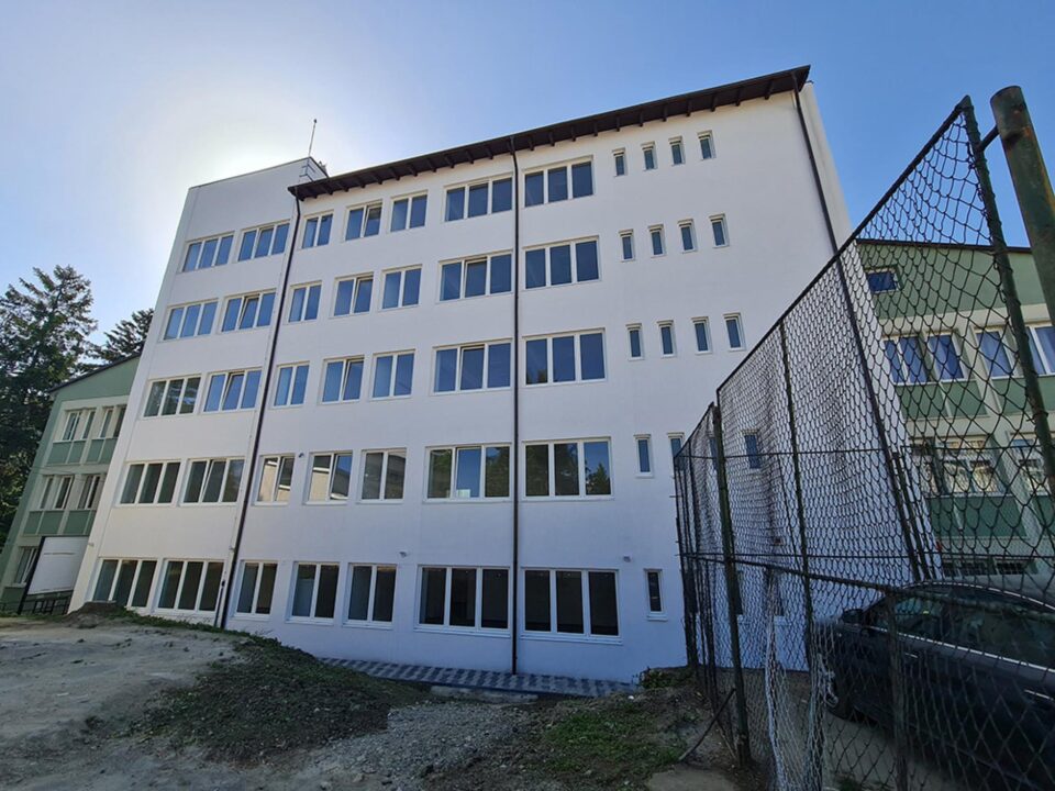 Lucrări de 17 milioane de lei în derulare la Colegiul Național „Petru Rareș”, cu fonduri atrase de Primăria Suceava prin proiecte