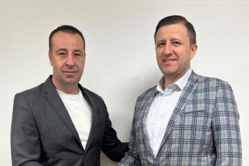 Din echipa lui Lucian Harșovschi pentru Consiliul Local Suceava face parte și Daniel Ungurian, licențiat în filologie dar și în Drept, care a absolvit studiile de masterat în domeniul Dreptului Penal și Criminalistică