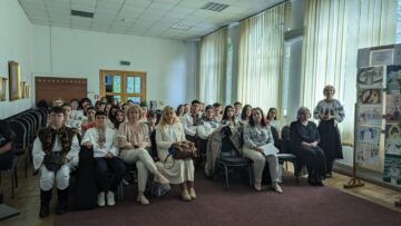 „Despre tradiții... Ia românească – moștenire culturală strămoșească”, la Biblioteca Bucovinei