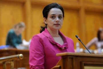 Deputatul Angelica Fădor