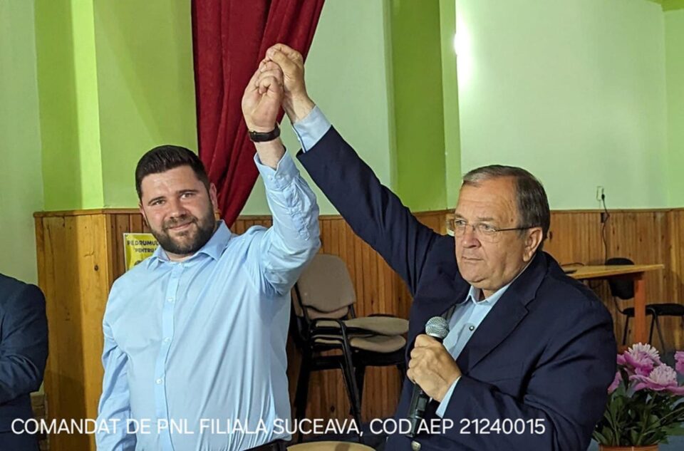 Președintele PNL Suceava a cerut locuitorilor din Bunești un vot pentru tânărul Ciornei, care înseamnă un vot pentru modernizarea comunei Președintele PNL Suceava a cerut locuitorilor din Bunești un vot pentru tânărul Ciornei, care înseamnă un vot pentru modernizarea comunei