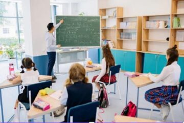 Aproape 1.200 de candidați pentru un post stabil în învățământ, număr însemnat mai mare ca anul trecut