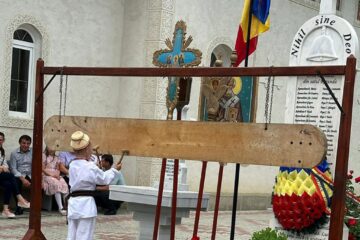 Festival-concurs de toacă „Răsună toaca-n cer”, în parohia Rotunda – Liteni