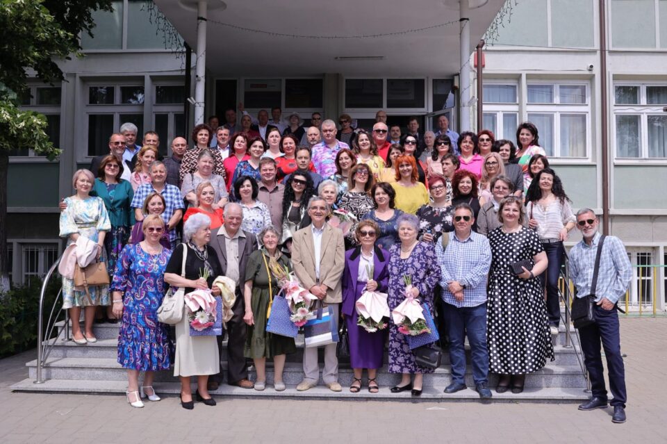 35 de ani de la terminarea Colegiului „Petru Rareș” Suceava Foto David Nicolae