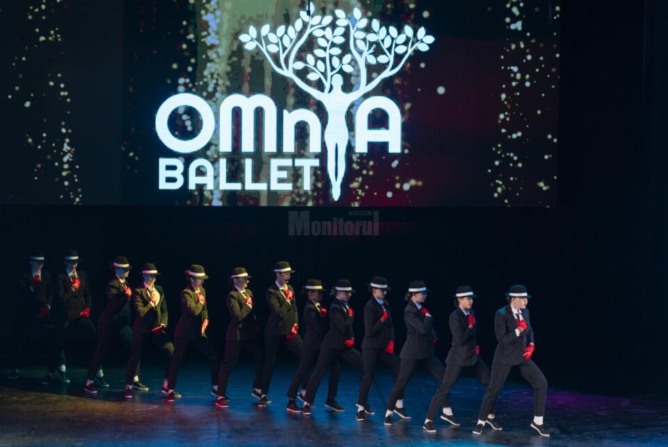 Elevii olimpici și profesorii lor, premiați la cea de-a doua ediție a evenimentului „Copiii pe primul loc”