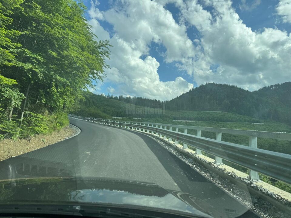 Șeful administrației județene consideră că drumul Mălini - Borca va deveni un adevărat Transfăgărășan al Nordului
