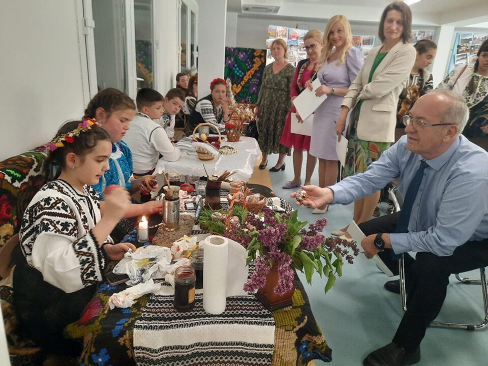 Concursul „Istoria și tradițiile ucrainenilor din România”, la Colegiul „Mihai Eminescu” Concursul „Istoria și tradițiile ucrainenilor din România”, la Colegiul „Mihai Eminescu”