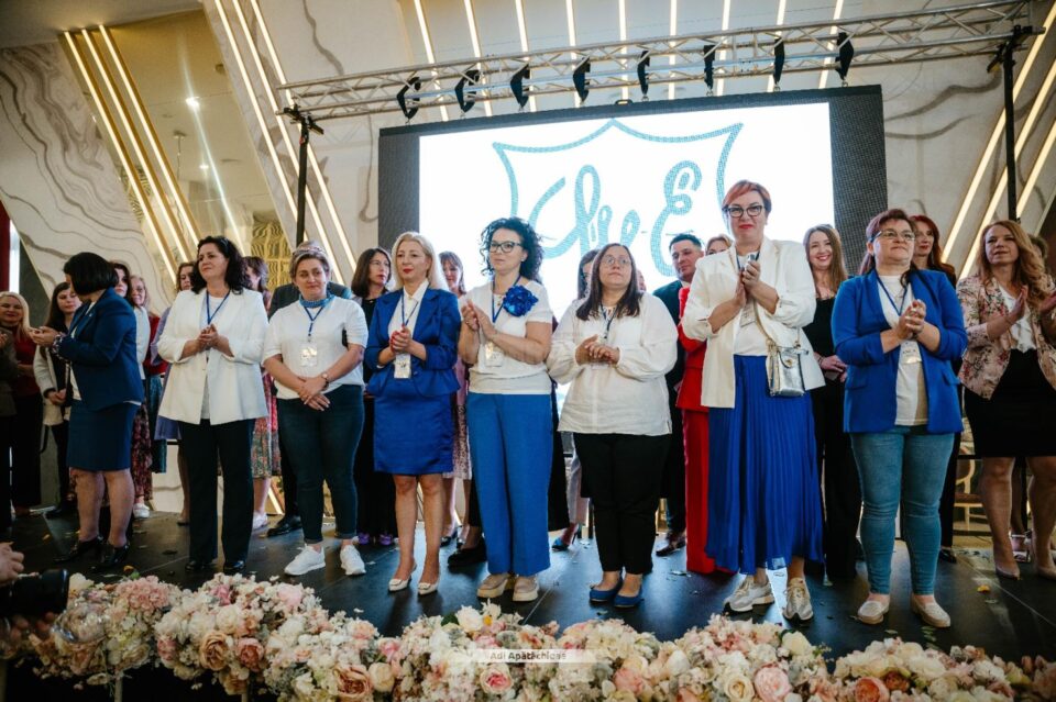 Aproape 800 de participanți la cursul festiv organizat de Colegiul Național „Mihai Eminescu” Suceava, promoția 2024