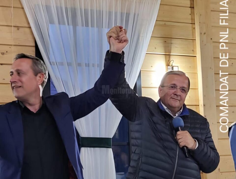 Gheorghe Flutur și primarul comunei Putna, Gheorghe Coroamă