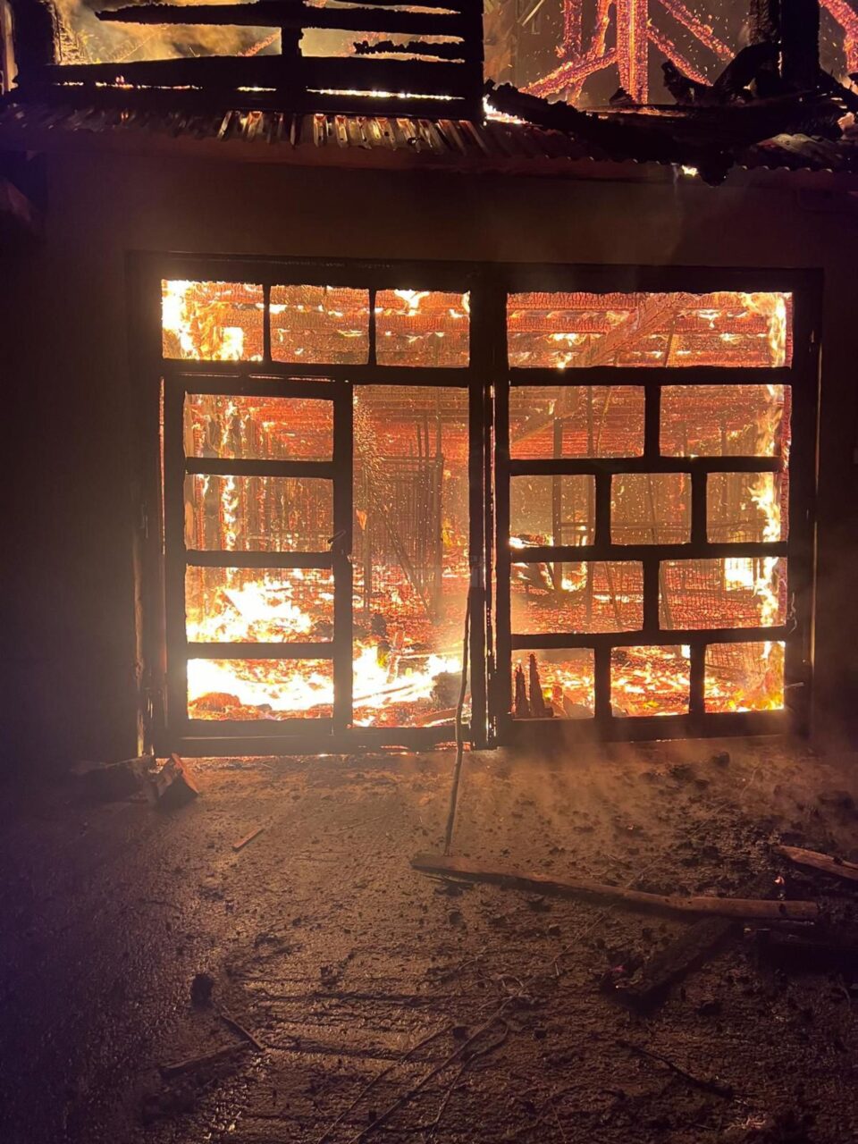 Incendiu la Ocolul Silvic Gura Humorului