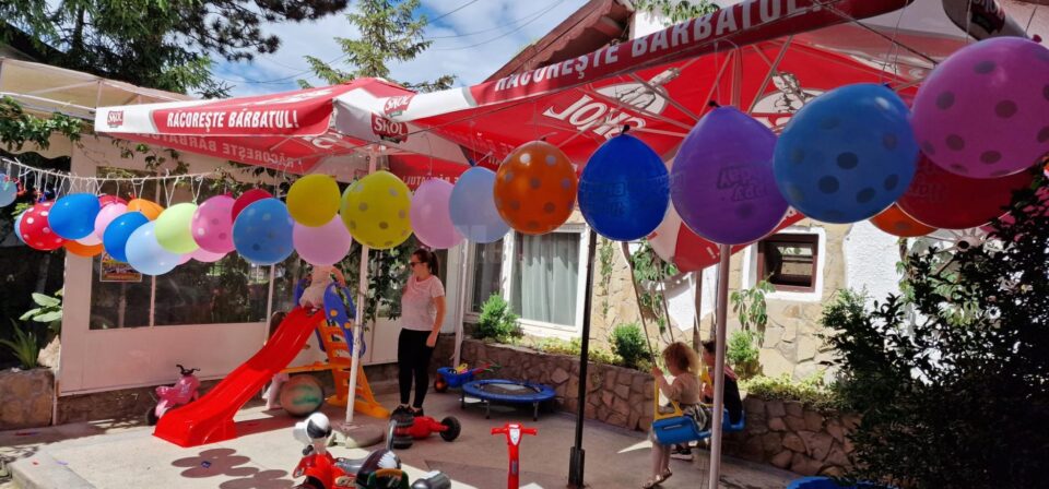 Două zile de distracție pentru cei mici dar și ai lor părinți și bunici, sus, la Cetate, la Restaurantul „Ceaunului Răzeșului” 3