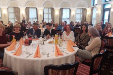 Dr. Christina Nicolae, dr. Monica Terteliu, gen.dr. Ionel Oprea, dr. Alexandru Calancea, dr. Loredana Corodescu, dr. Cristina Sapaniuc, dr. Claudia Ionesi