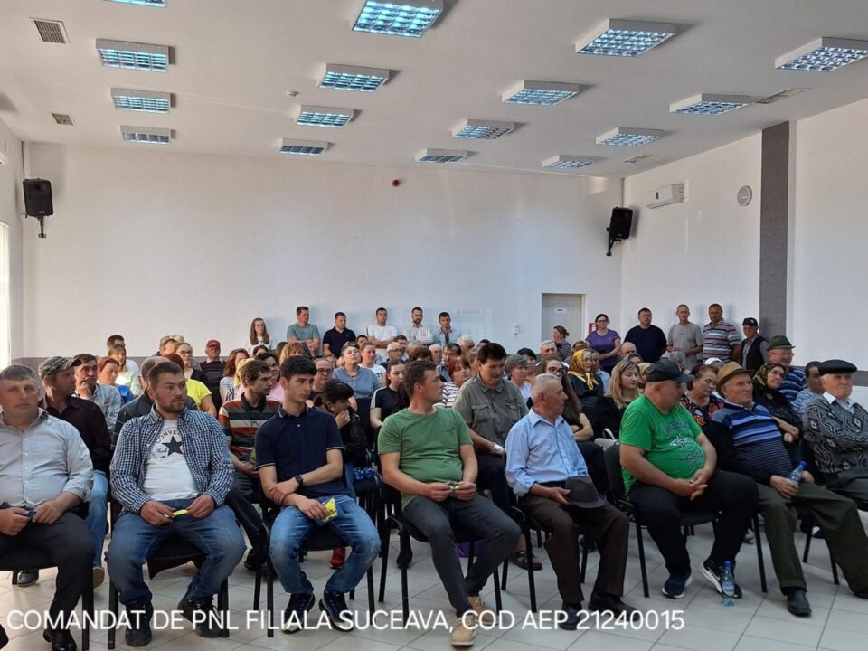 Flutur, Gheorghiu și Lungu au lansat candidații PNL la funcția de primar în Verești și Siminicea