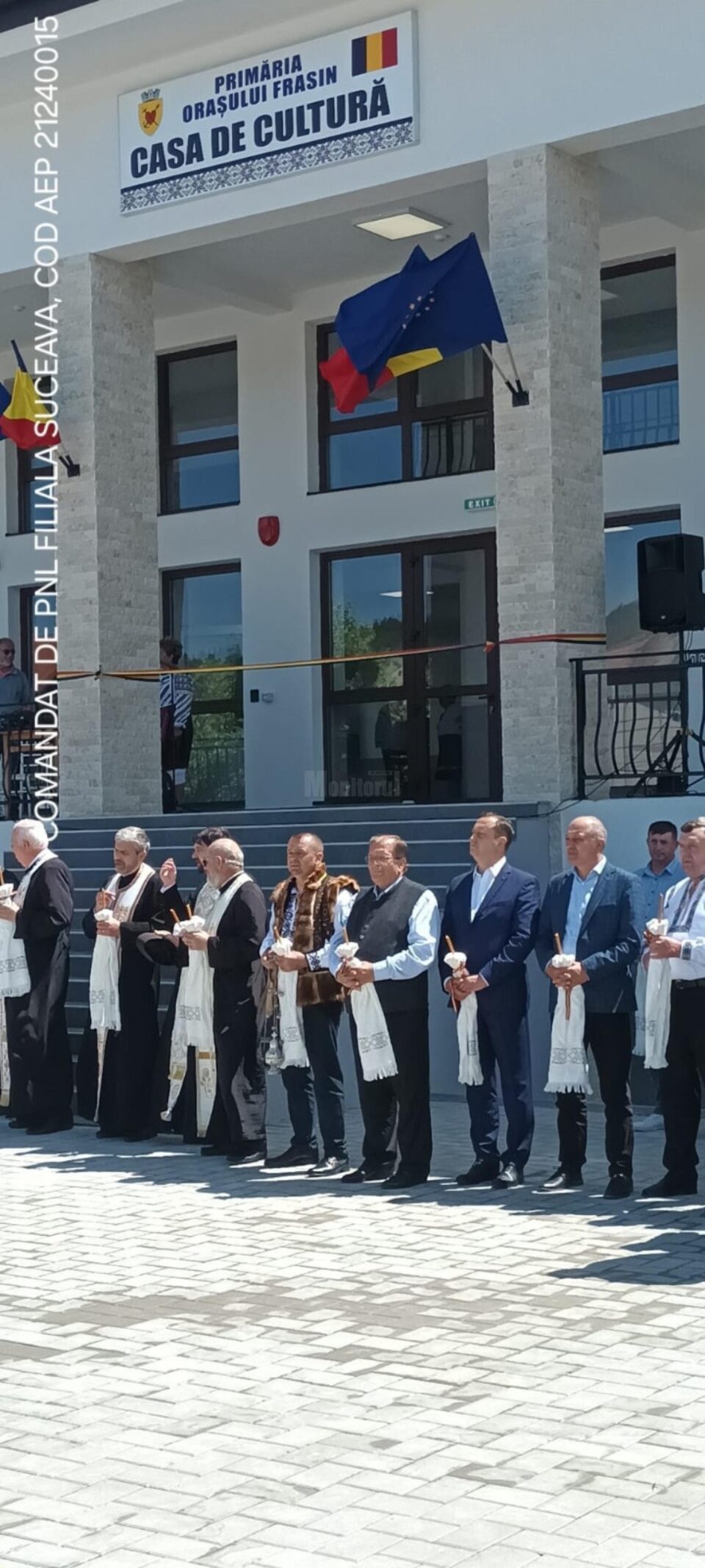 Flutur și primarul din Frasin, Marinel Bălan, au inaugurat noua Casă de Cultură din oraș