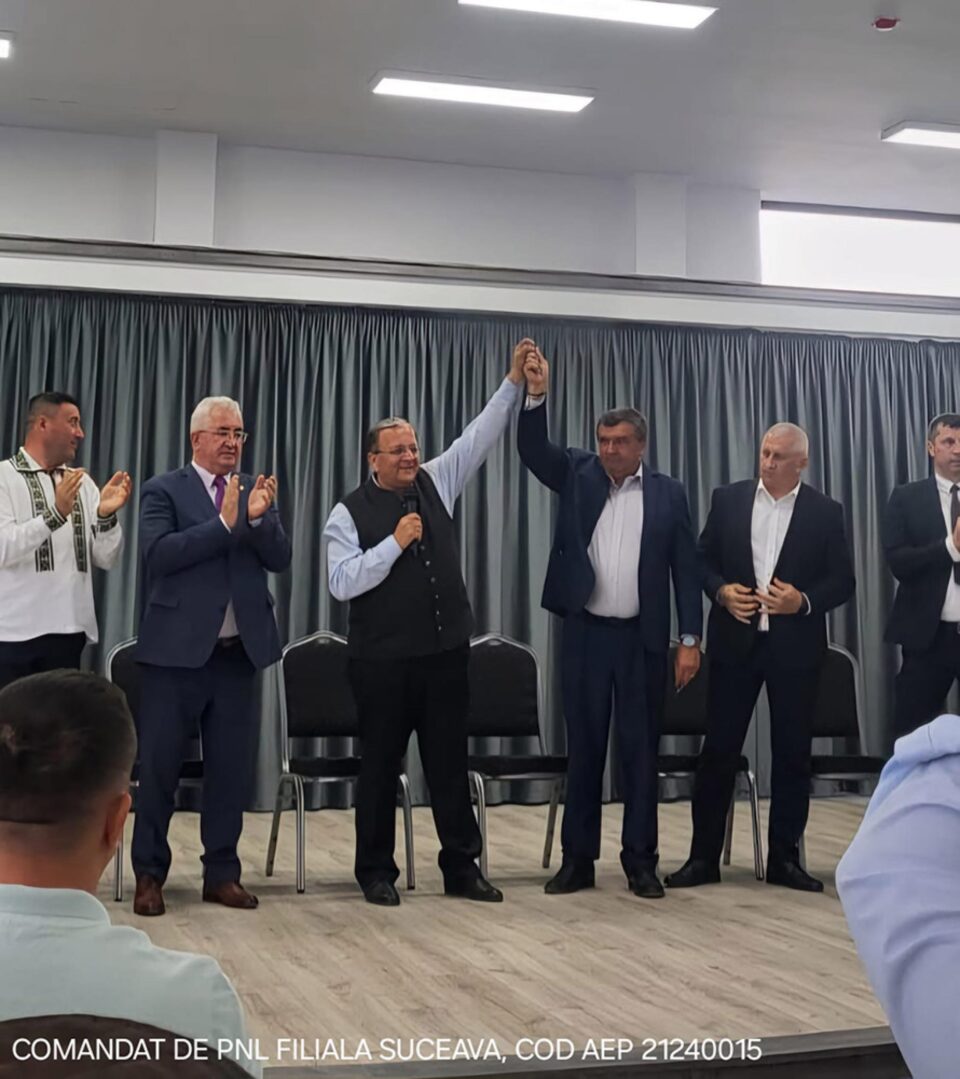 Flutur și „primarii campioni” liberali au participat la lansarea candidaturii lui Zaharie Rusu la funcția de primar la Bilca Flutur și „primarii campioni” liberali au participat la lansarea candidaturii lui Zaharie Rusu la funcția de primar la Bilca