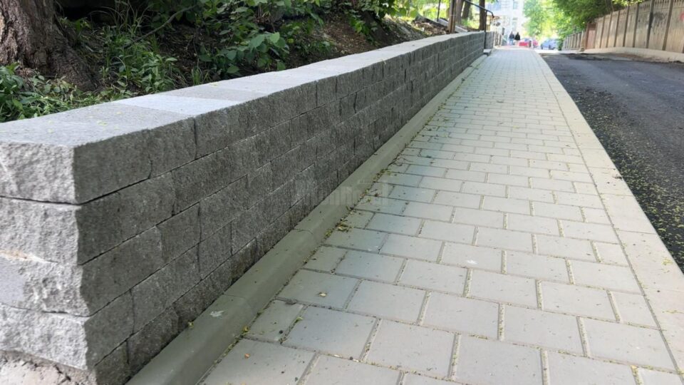Lucrările de modernizare au fost finalizat pe Aleea Venus, din cartierul sucevean George Enescu