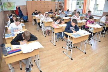 Concursul de matematică „Acolada”, Bogdănești: Peste 150 de elevi, trei punctaje maxime și mulți invitați speciali