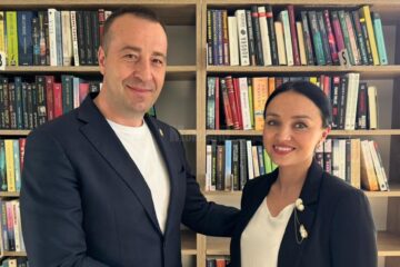 Alexandra Harja Samsonescu, candidat de consilier local în echipa lui Lucian Harșosvchi