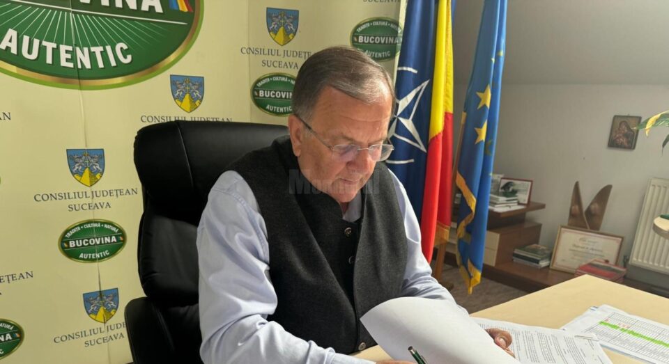 Gheorghe Flutur a semnat un contract de 3,4 milioane de euro pentru proiectul de reducere a infecțiilor nosocomiale din Spitalul Clinic Județean Suceava Gheorghe Flutur a semnat un contract de 3,4 milioane de euro pentru proiectul de reducere a infecțiilor nosocomiale din Spitalul Clinic Județean Suceava
