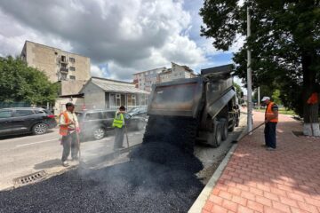 Amenajarea a două noi alveole în zona Gării Burdujeni, pe strada Nicolae Iorga, în dreptul intersecției cu strada Jean Bart