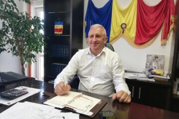 Primarul comunei Vicovu de Sus, Vailie Iliuț