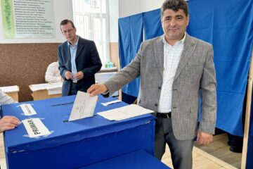 Candidatul PSD pentru Primăria Vatra Dornei a votat alături de familia sa pentru o misiune posibilă în acest municipiu