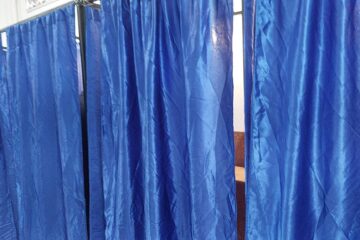 Dosar penal pentru suspiciune de fraudă la vot pentru o femeie din Suceava cu viză de flotant la Slatina