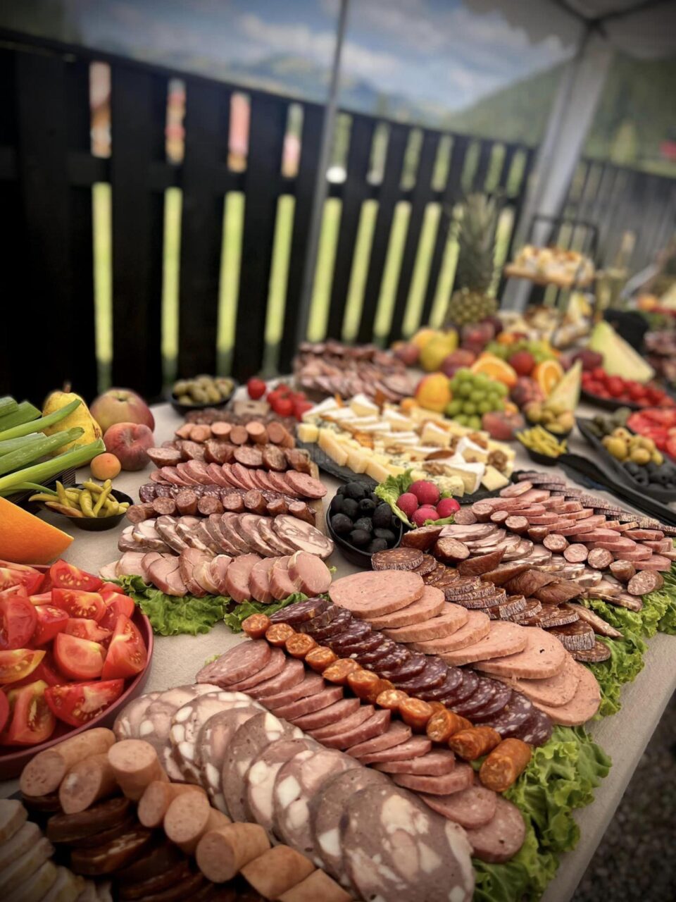 Degustare de produse, joi, la Băcănia Bunelu din Suceava