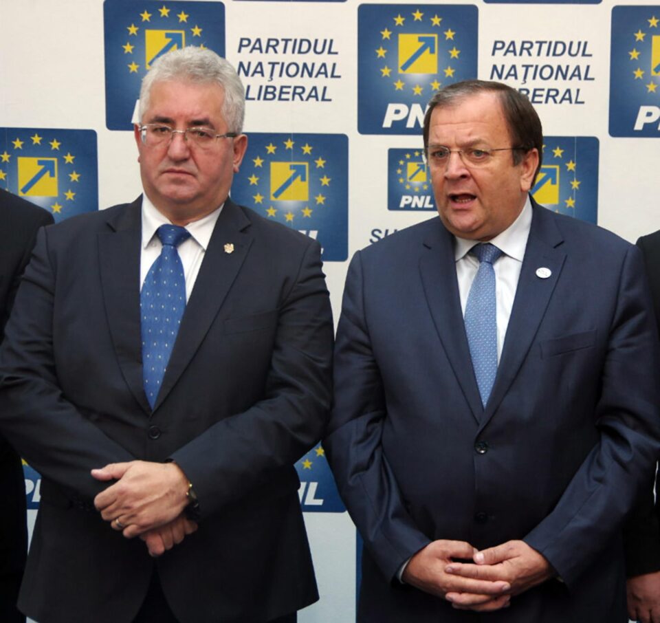 Cor de cereri pentru excluderea lui Lungu, vot de încredere pentru Flutur, din partea liberalilor suceveni