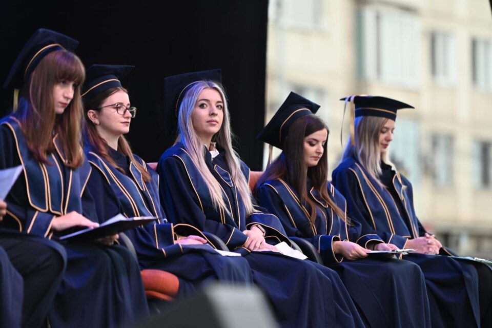 Șefii de promoție