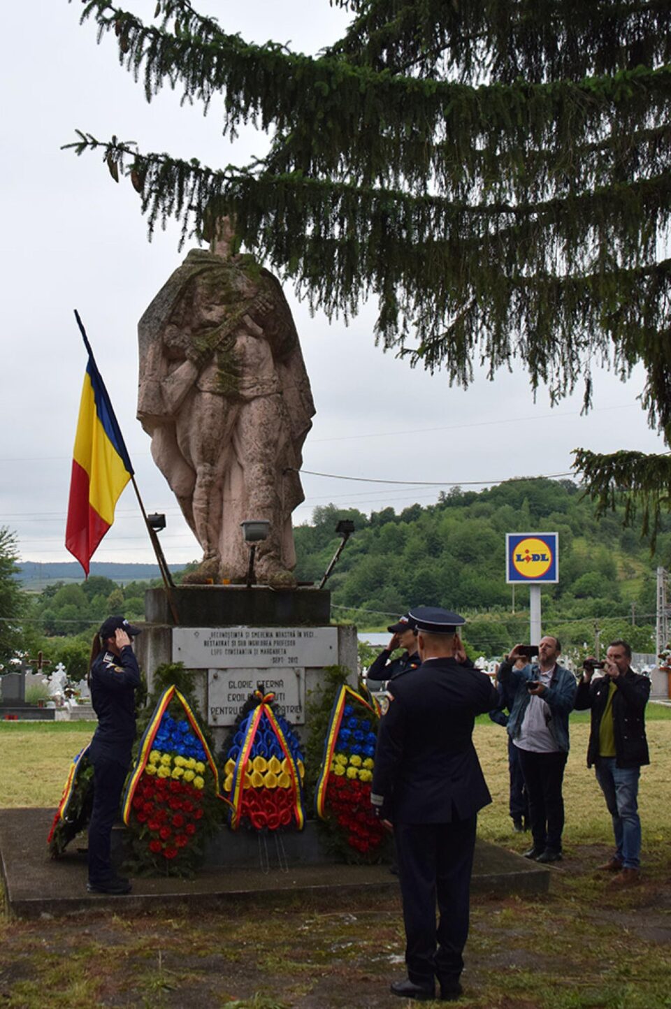 Ziua Eroilor a fost marcată și la Fălticeni