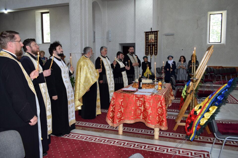 Slujbă de pomenire a personalităților marcante din Fălticeni, în cadrul Zilelor Culturii Fălticenene