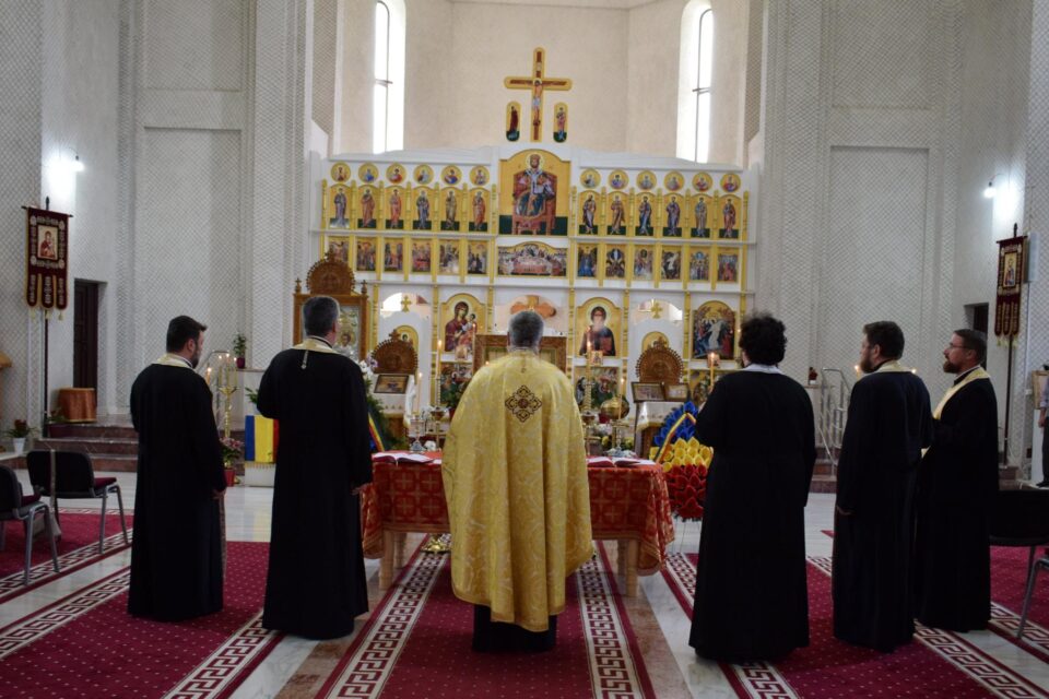 Slujbă de pomenire a personalităților marcante din Fălticeni, în cadrul Zilelor Culturii Fălticenene
