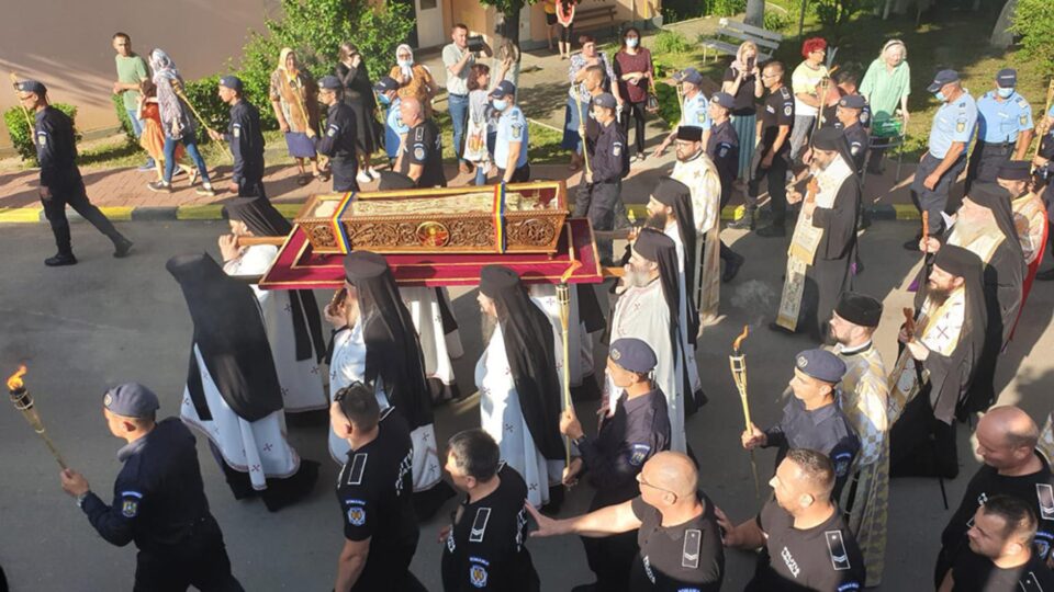 Procesiunea cu moaștele Sfântului Ioan cel Nou de la Suceava