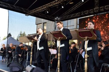 Spectacolul „Trei tenori ieșeni – Andrei Apreotesei, Andrei Fermeșanu și Florin Guzgă”