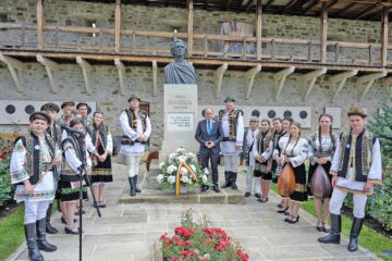 Mihai Eminescu, pomenit la Mănăstirea Putna