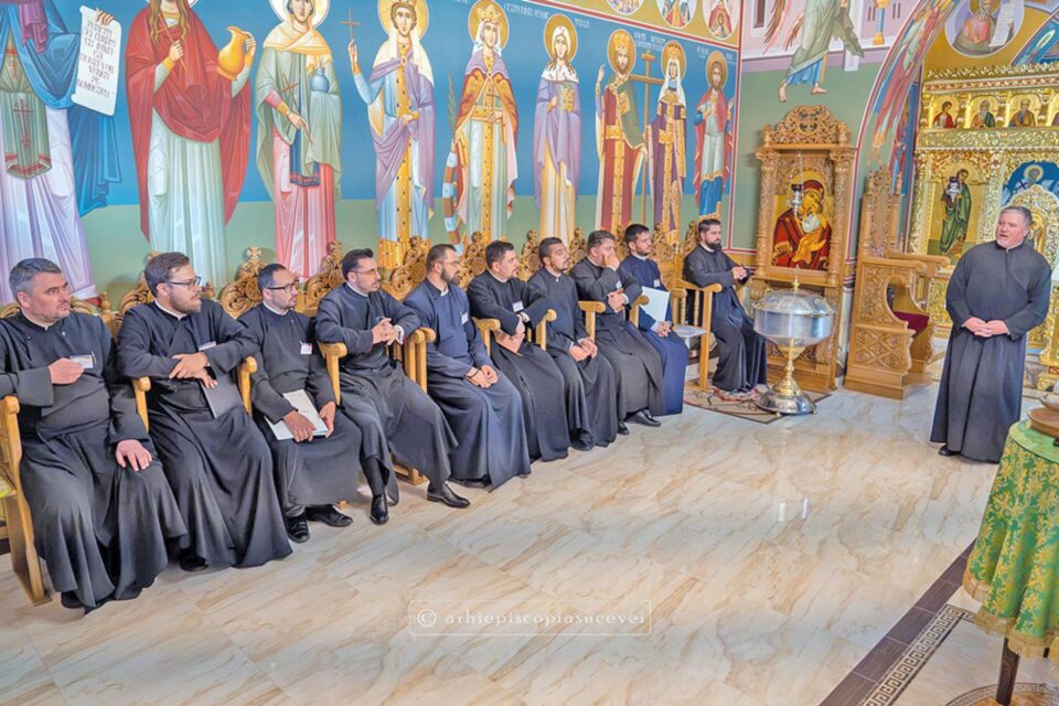 A început cea de-a doua ediție a Cursurilor de formare pentru tinerii preoți din Eparhia Sucevei și Rădăuților