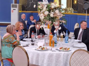 Personalități din multiple domenii de activitate, premiate la „Seara valorilor bucovinene”, a III-a ediție