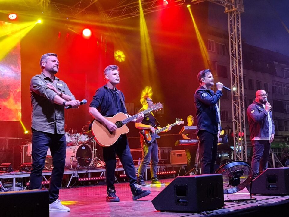 Renumita trupă 3 Sud Est, la Zilele Sucevei