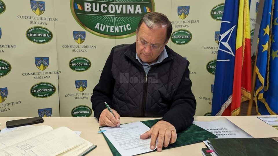 Flutur a semnat certificatul de urbanism pentru construcția rețelelor de gaz din Vama, Frumosu, Vatra Moldoviței și Moldovița Flutur a semnat certificatul de urbanism pentru construcția rețelelor de gaz din Vama, Frumosu, Vatra Moldoviței și Moldovița