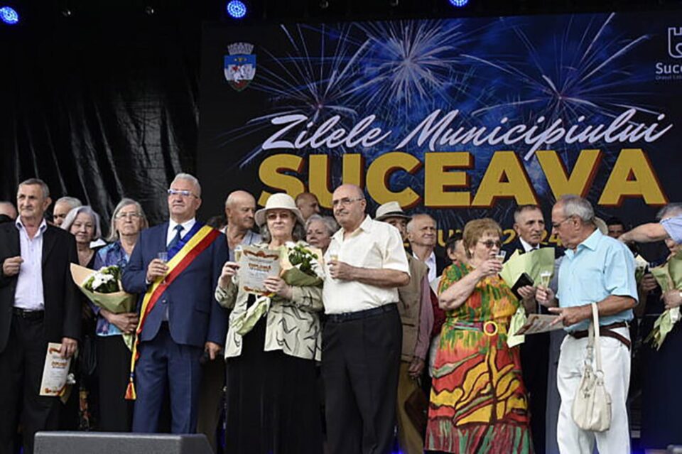 40 de Cupluri de Aur sărbătorite pe scenă, la Zilele Sucevei