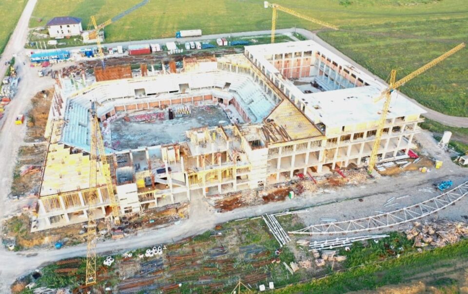 Cea mai mare investiție de infrastructură sportivă din Moldova – Sala Polivalentă Suceava, prinde contur de la o zi la alta 4