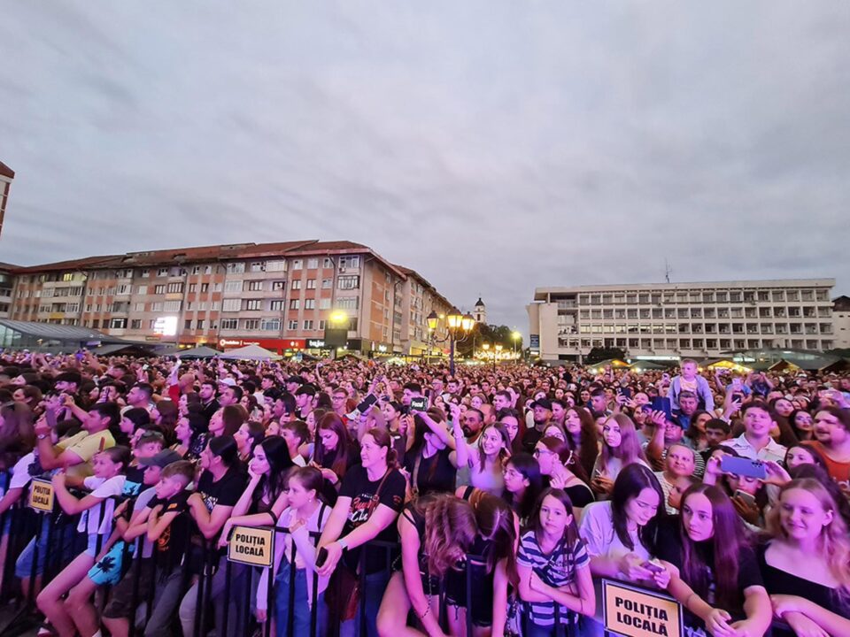 Aproape 10.000 de suceveni au petrecut în Centru cu Lora și 3 Sud Est, la Zilele Sucevei