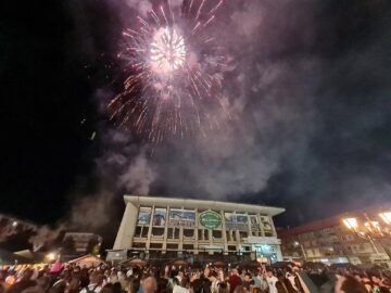 Focuri de artificii la finele Zilelor Sucevei