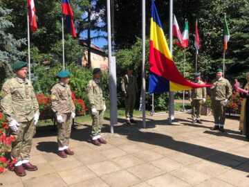 Ziua Drapelului a fost sărbătorită la Suceava printr-un ceremonial militar și religios