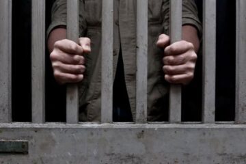 Un hoț versat a scăpat de pușcărie după schimbarea încadrării juridice a faptei