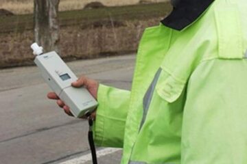 Bărbatul a fost testat cu aparatul etilotest